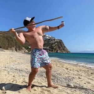 Meet your Posher, Ti-brou